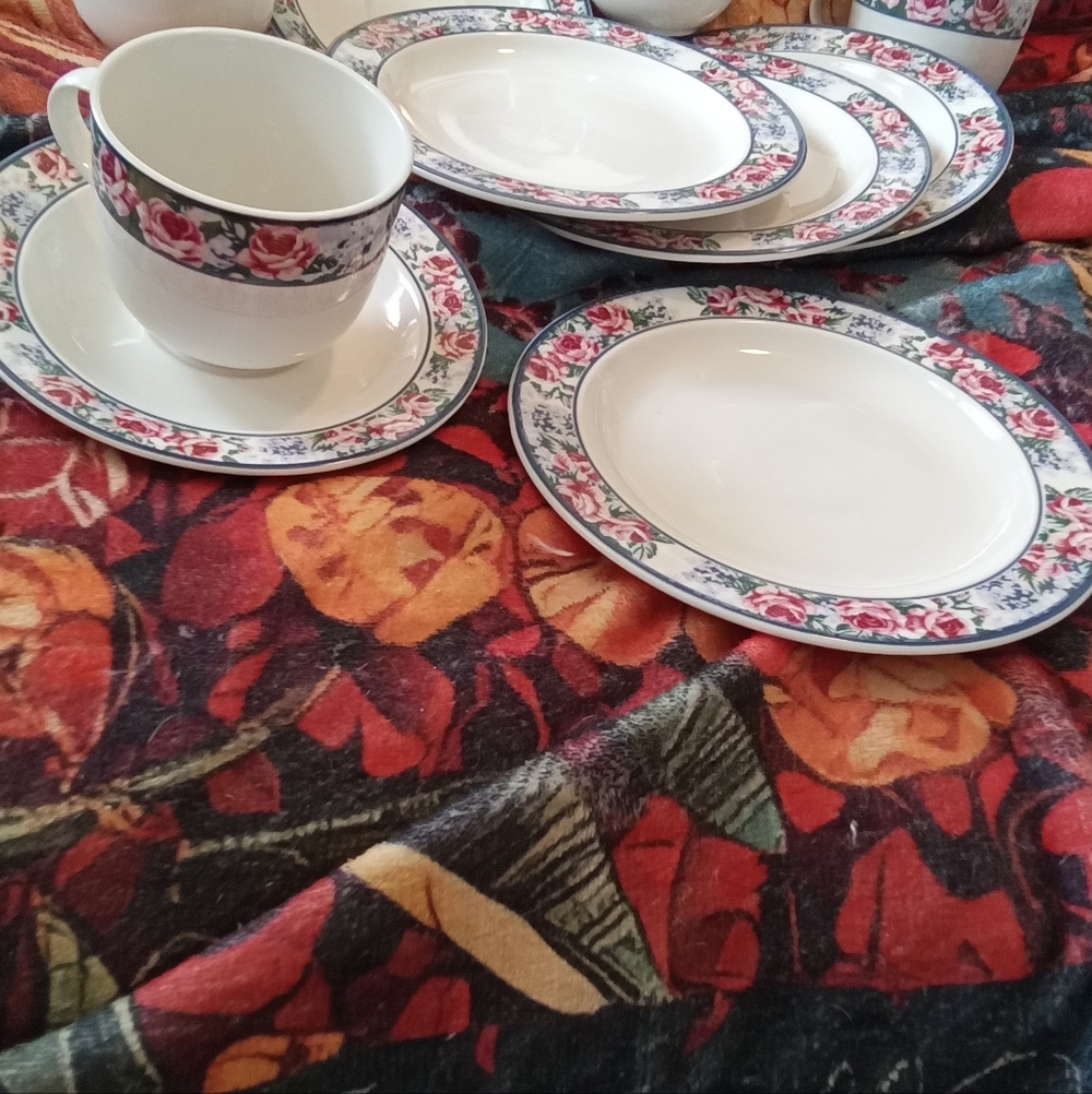 #1321 Coffee and Dessert